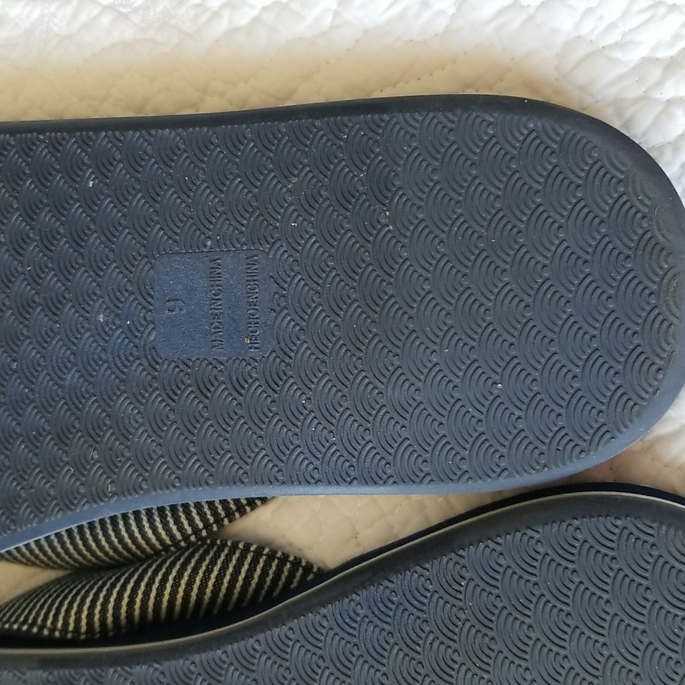 GAP SANDALS - Picture 7 of 7